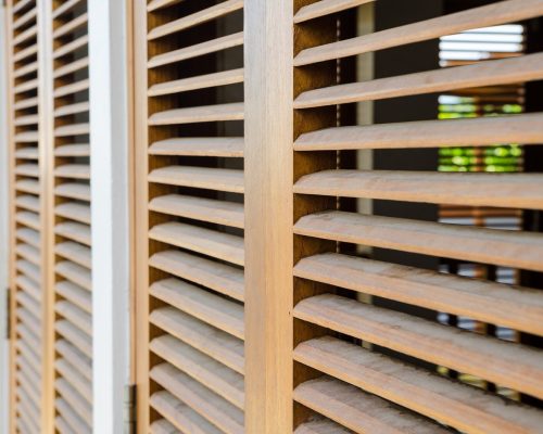 Solid Wood Wooden Plantation Shutters